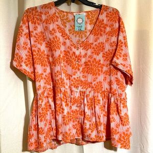 Boutique style Shirt Button down very cute